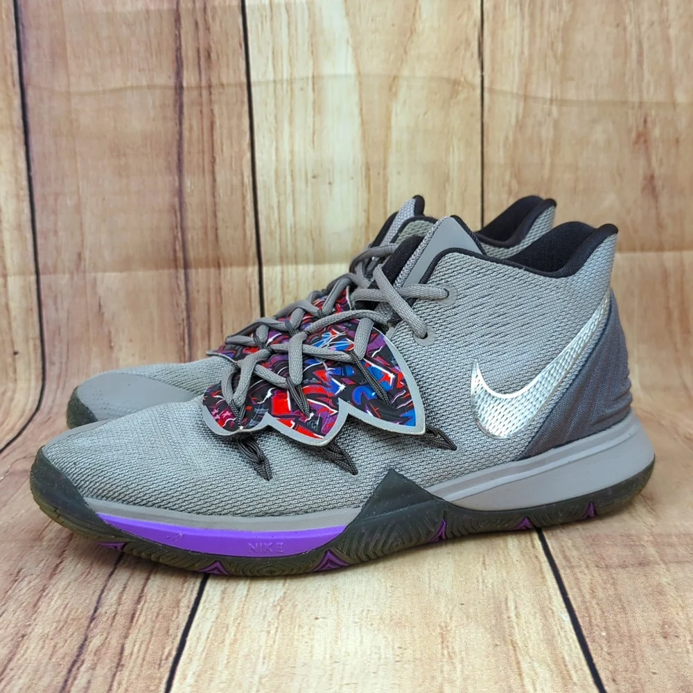 NIKE Kids Kyrie 5 Graffiti Basketball Shoes Sz 5.5Y Gray Purple Multicol…